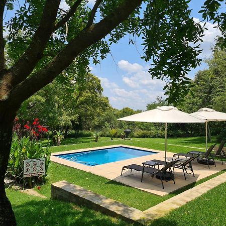 Amberhall Guesthouse Йоганнесбурґ Екстер'єр фото