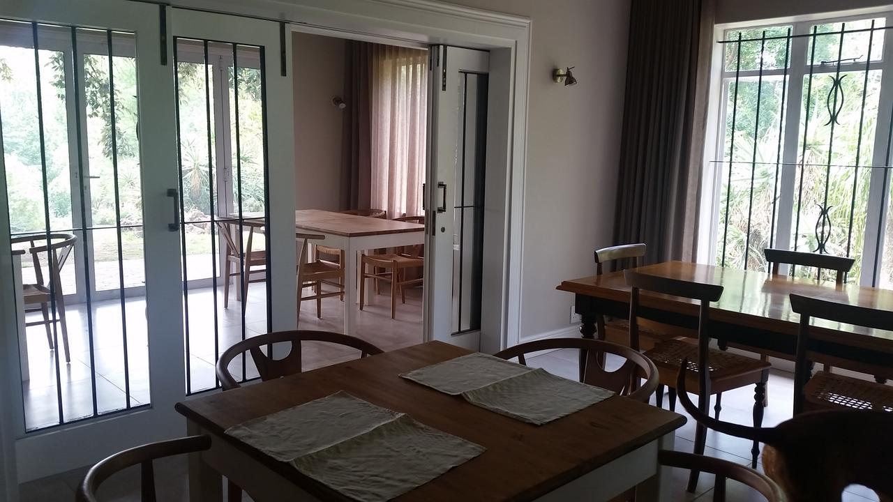 Amberhall Guesthouse Йоганнесбурґ Екстер'єр фото