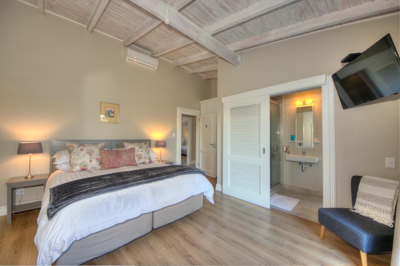 Amberhall Guesthouse Йоганнесбурґ Екстер'єр фото