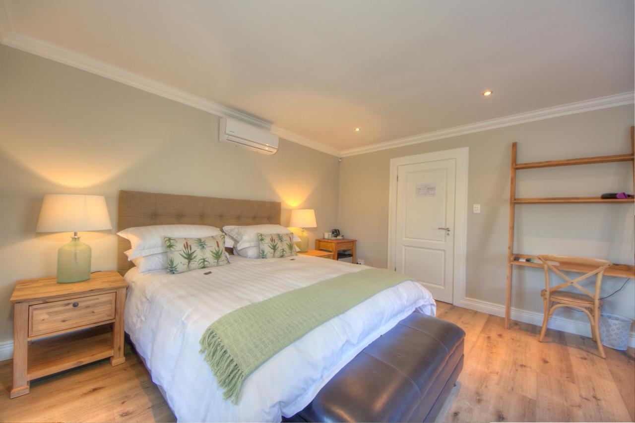 Amberhall Guesthouse Йоганнесбурґ Екстер'єр фото